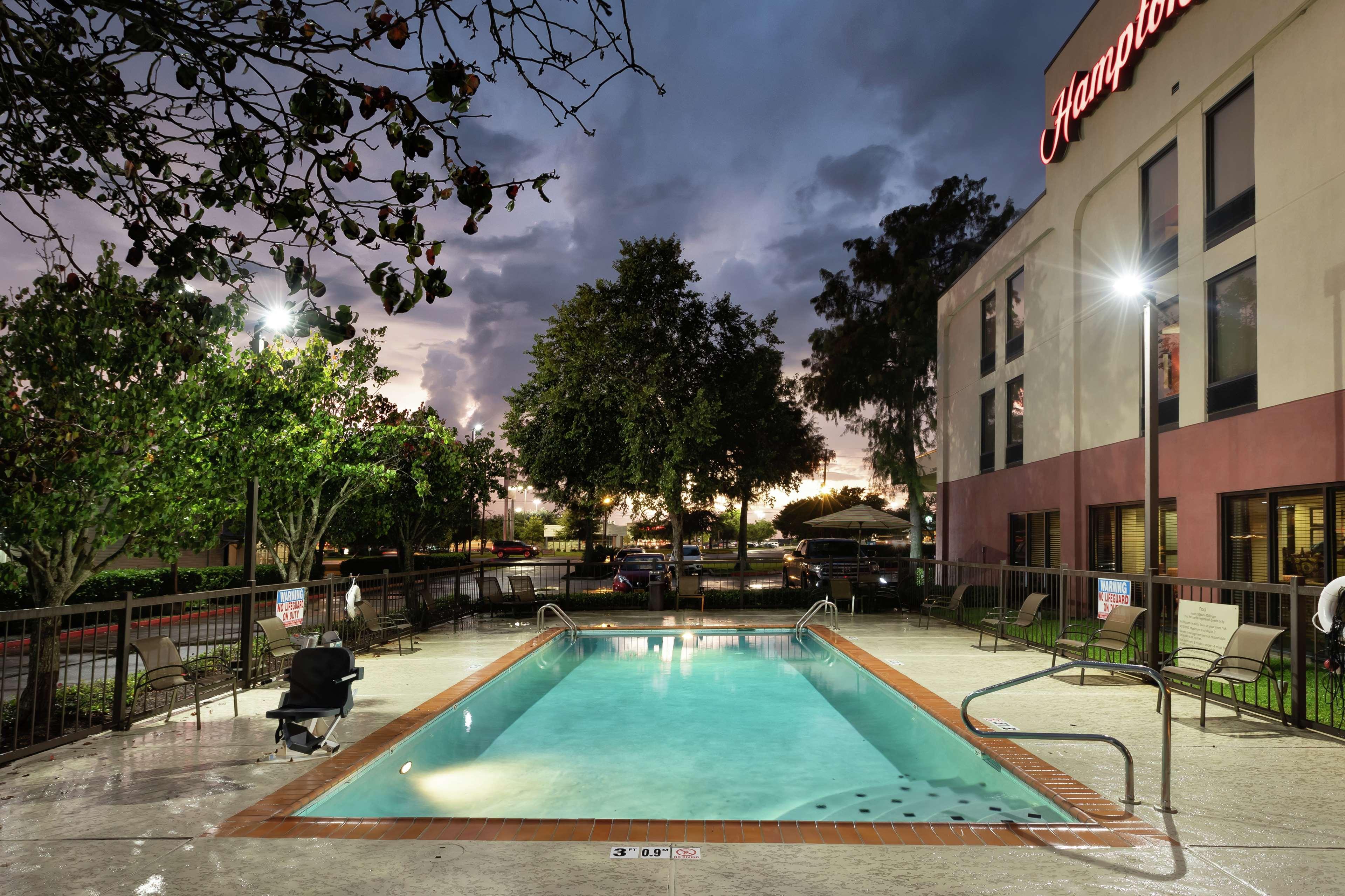 Hampton Inn Houma Exterior photo